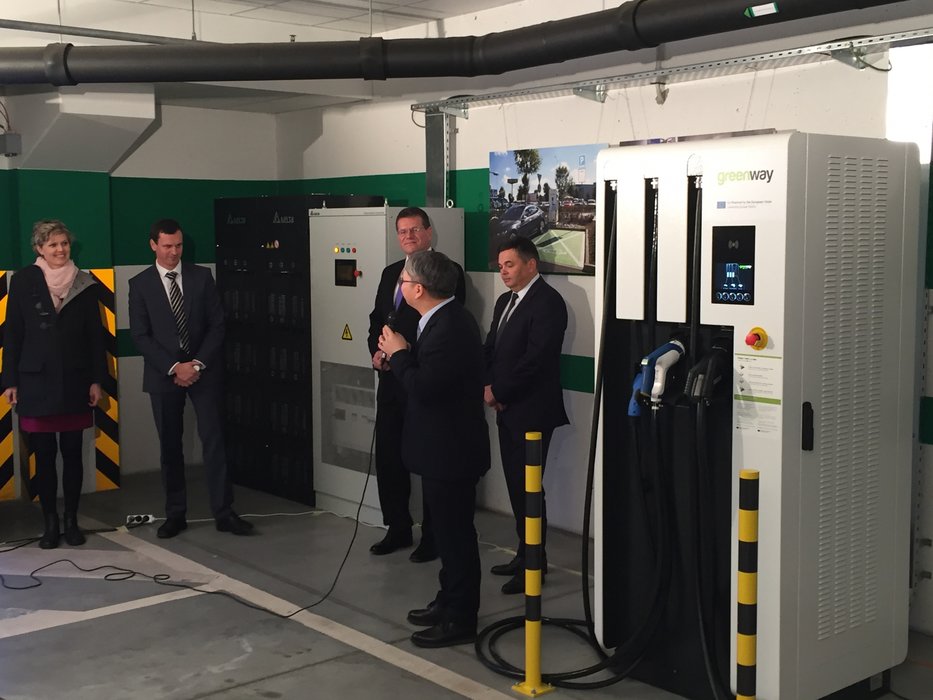 Delta’s Fast EV Charging and Battery Energy Storage Solutions Support Greenway’s EV Stations in Bratislava